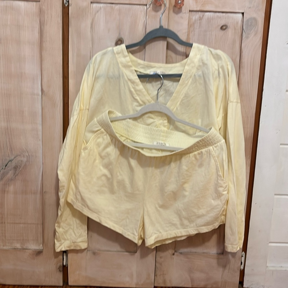 Z supply pajama set size M